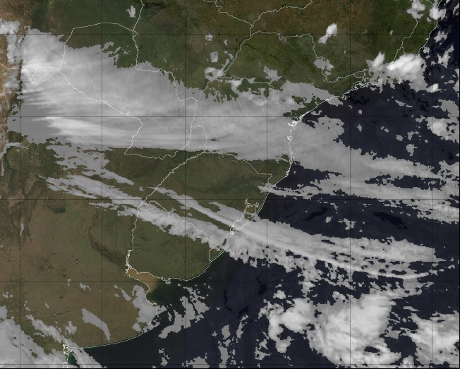 Imagem de satélite mostra a massa polar sobre a Região Sul